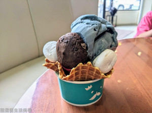 【南投食記】國王你好 IL.RE - 百元內享受唯美用餐空間，藍色夏威夷義式冰淇淋有亮點