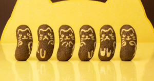 貓奴都尖叫起來！「黑貓巧克力芭娜娜」日本超萌限定登場，首次推出超酷「全黑香蕉蛋糕」，手氣好還能吃到「雙手招財貓」版本。