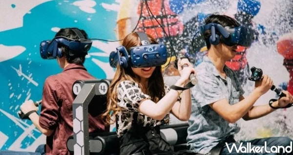 一級玩家就在新莊開玩！日本超夯「VR ZONE」首次進軍新莊宏匯廣場，350坪虛擬實境遊樂園讓你嗨翻全場。