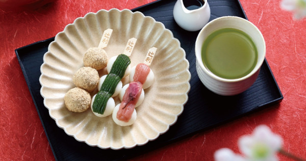 抹茶控新甜點欠吃！辻利茶舗「抹茶白玉串串、白玉抹茶紅豆湯」開賣了，療癒系日系甜點現在就衝去打卡。